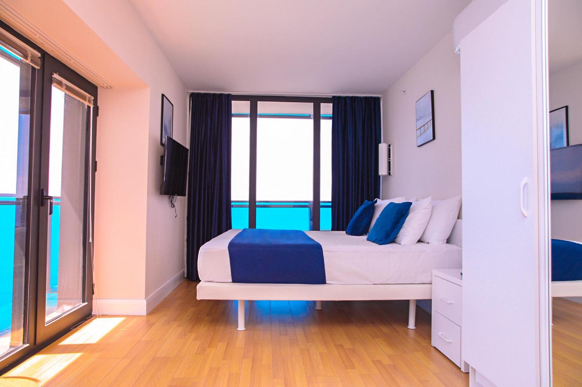 Relax And Unwind Premier Sea View Aparthotel In Batumi Exterior foto