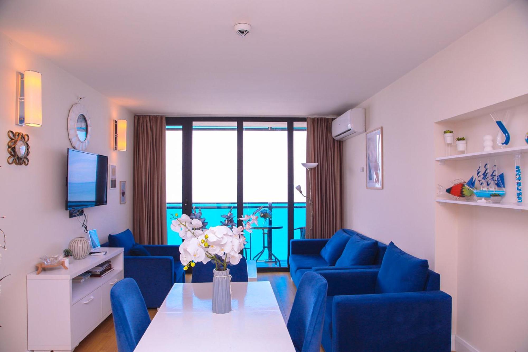 Relax And Unwind Premier Sea View Aparthotel In Batumi Exterior foto